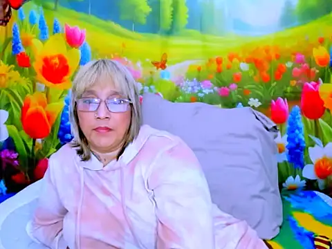 indianroxy webcam