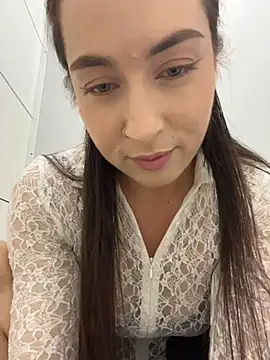 Holly_Play