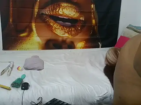 Queenteex6992 webcam