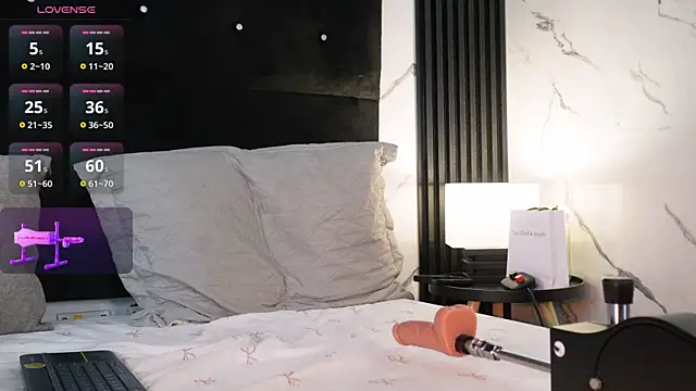 Annyy_Rosse webcam