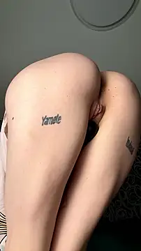 Kimi_Ass webcam