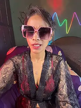 Ivy_the_goddess webcam