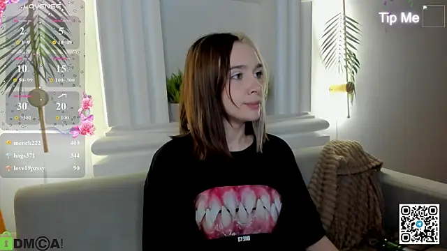 Lesi_Moonie01 webcam