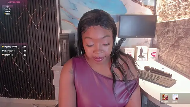 Charlotte__Brown_ webcam