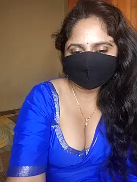 Sravvi499 webcam
