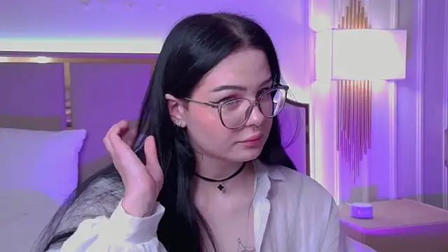 CindyMil live cam