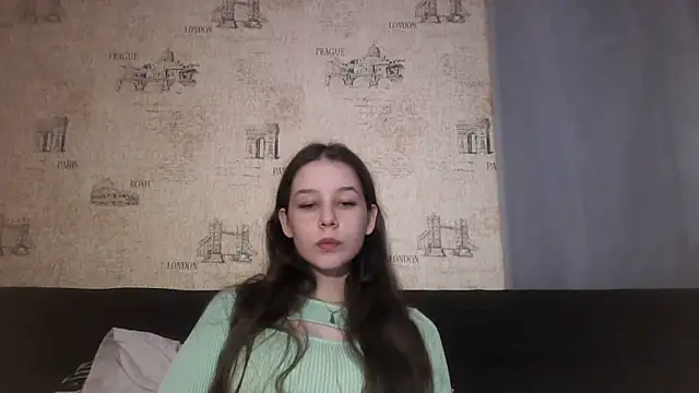ElinoreHuxman webcam
