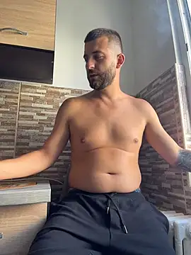 Pablo_Hornyguy95 live cam