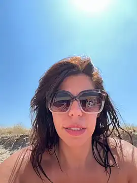 Sara87Show4U