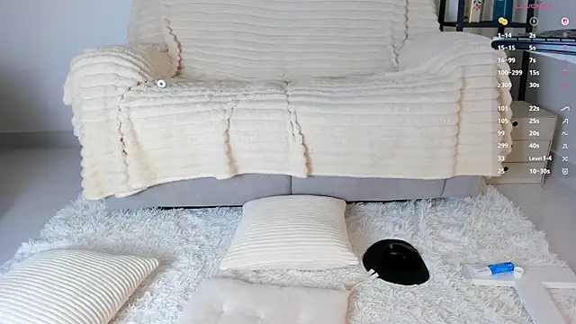 emydollyy live webcam show