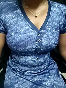 Tamilmallu-duskygirl03 live webcam show