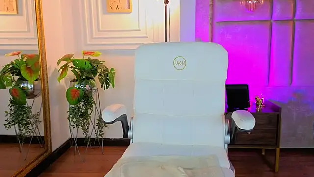 AlessiaLondon webcam