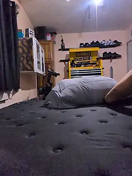 Cnutt310 live cam