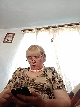 Elena_Beautiful784 webcam