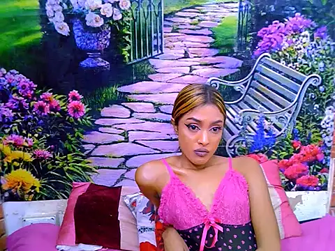 IndianPretty14u2Luv webcam
