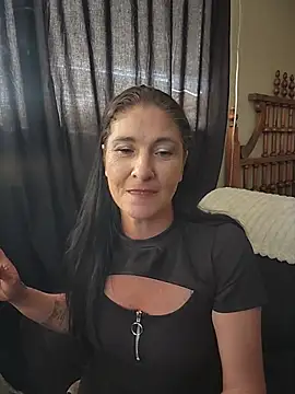 GODDESSTIAMAT webcam