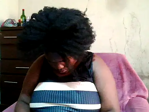 sexybigboobz webcam
