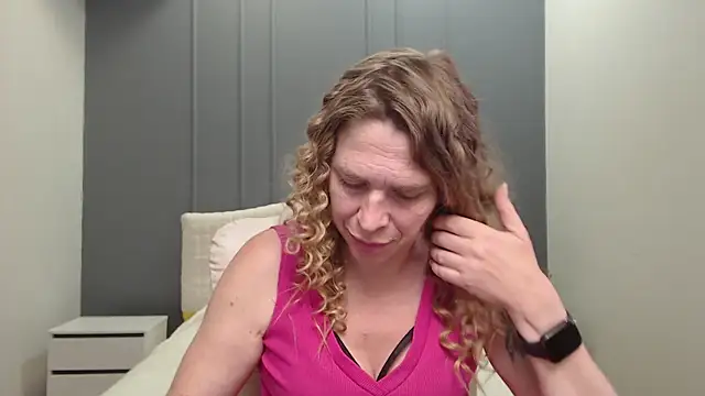 TessaDaybreak webcam