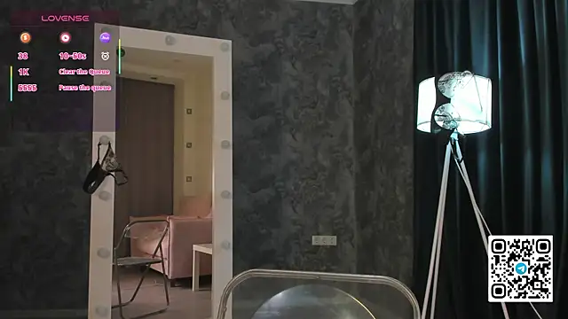 Anellyball live webcam show