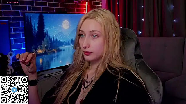 Emma_Willson webcam