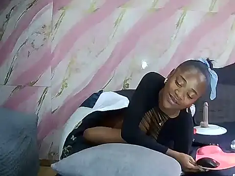 SexyAdel11 webcam