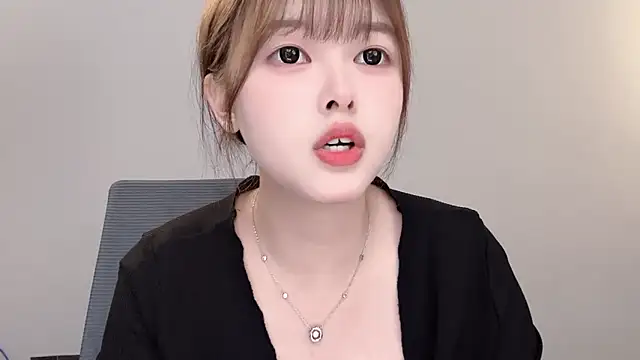Winnie005 webcam