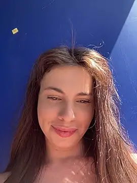 CurlyLara live sex cam