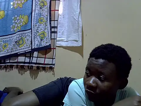 NaughtyNyra webcam