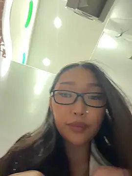 trytomakememoam webcam