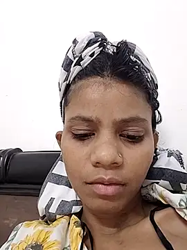 Anjali-869 webcam