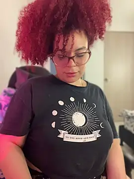 Leyah__ webcam