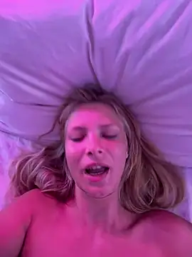 AnastasiaAniess webcam