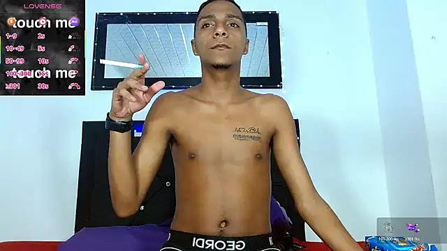 hotboyluxe live cam