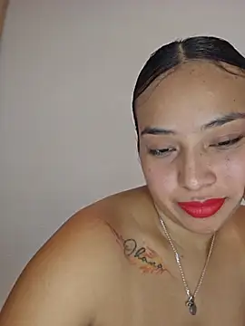 Angelmoon04 live cam on StripChat
