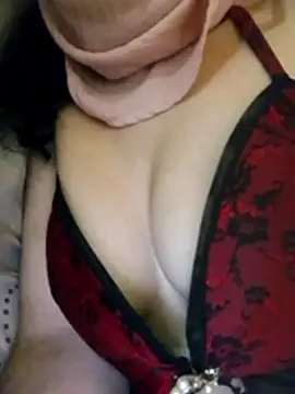Almas-arabic live cam on StripChat