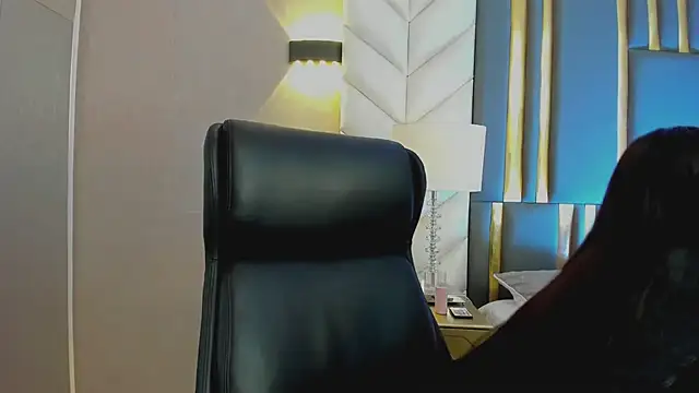 ChloeHarper_ webcam