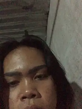 HOT_CUM_ELLA webcam