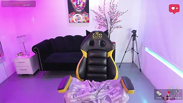 Victoria__doll webcam