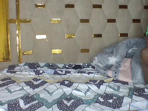 Sexycharmychoco webcam