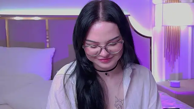 CindyMil live cam