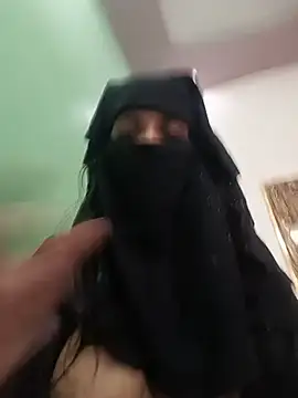 Aafreen_36 live cam
