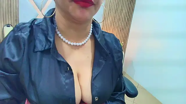 Anabella_Thompson webcam