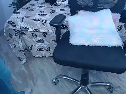 Hey-kashvi webcam