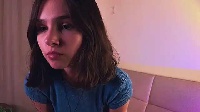 VacuumBarbie webcam