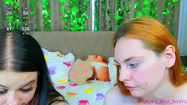 Mary_Dina live webcam show