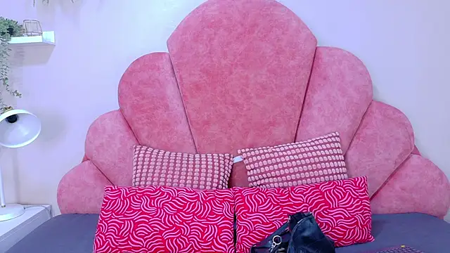 MyApril__ webcam