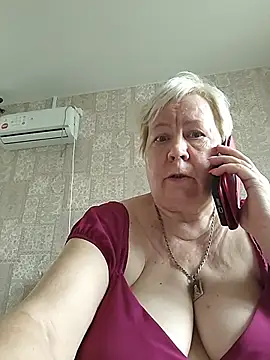 EffectFiona Live Webcam on Stripchat