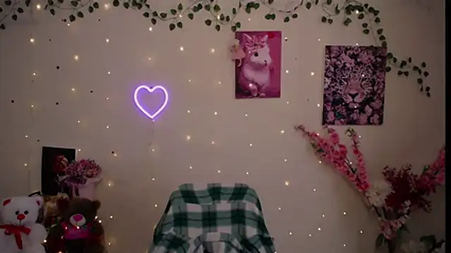 Amanda_Bright_