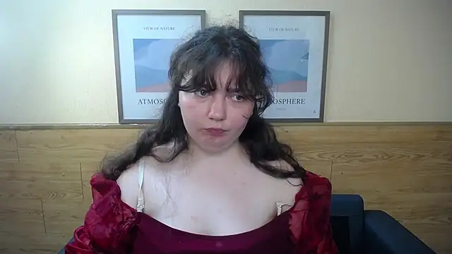 NeonilaLisova live webcam