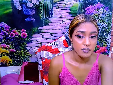 IndianPretty14u2Luv webcam